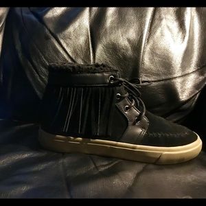 American Outfitters Shoes